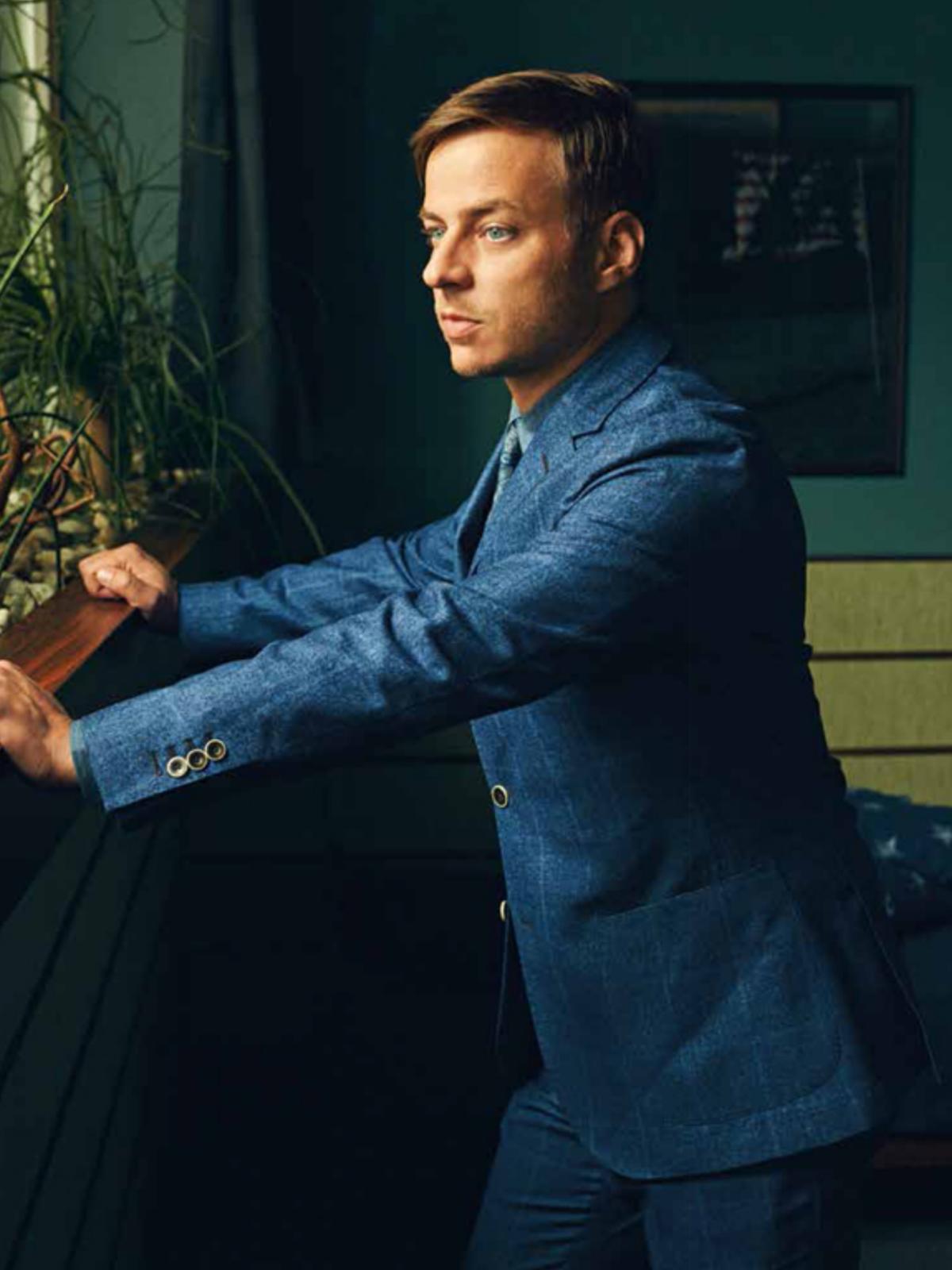 Tom Wlaschiha – Grooming by Stephan Schmied