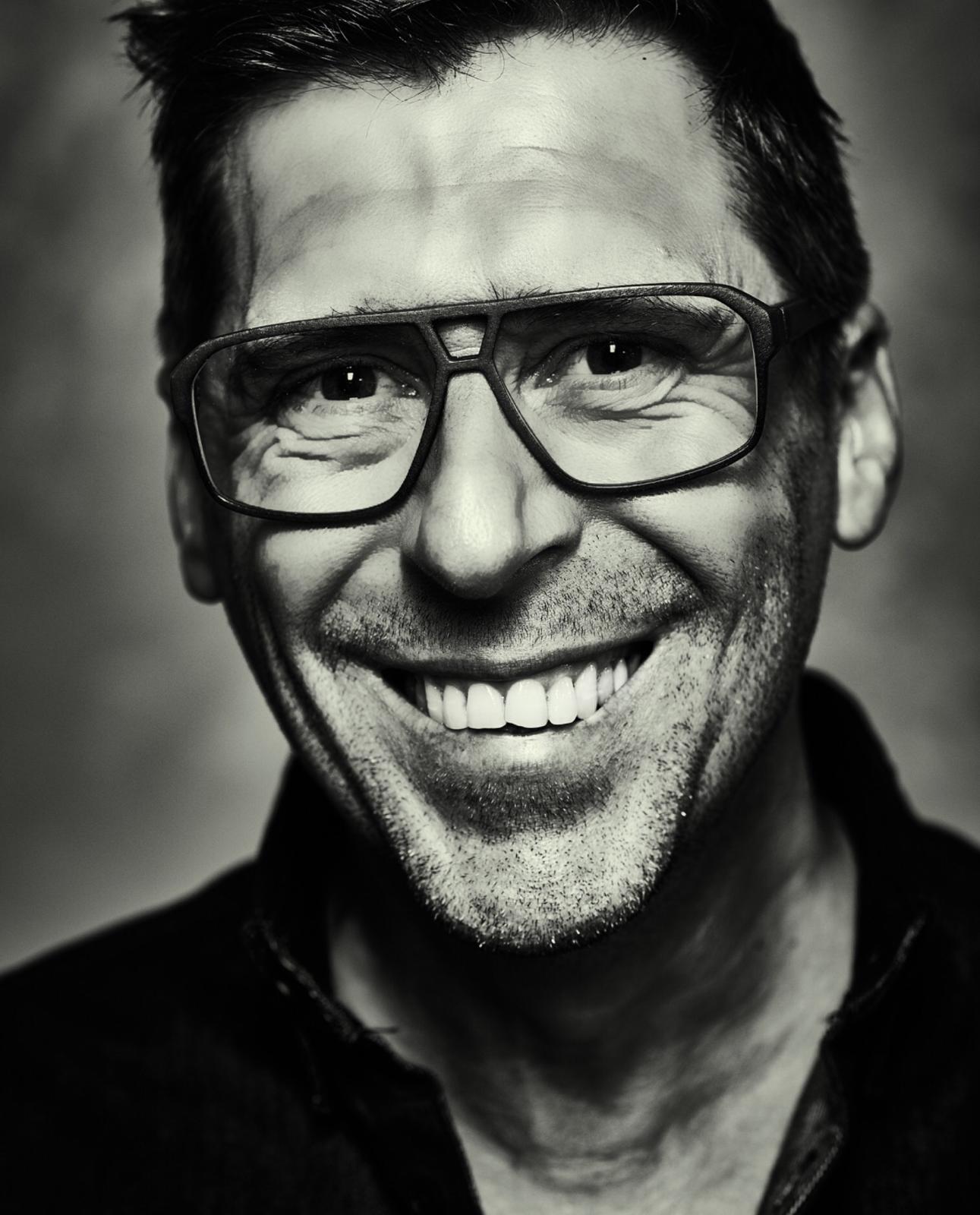 Stephan Schmied – Hair & Make-up Artist